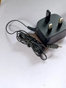 Adaptador de viaje Nokia DC 5V 350mAh enchufe Reino Unido AC-3X - Imagen 1 de 5
