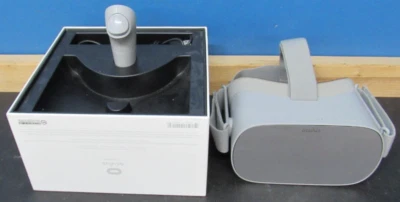 Oculus Go standalone VR 32gb headset - Image 1 of 4