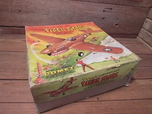 Vintage COMET CURTISS P-40 D TIGER SHARK GAS ENGINE MODEL AIRPLANE W/BOX - PARTS - Picture 1 of 23