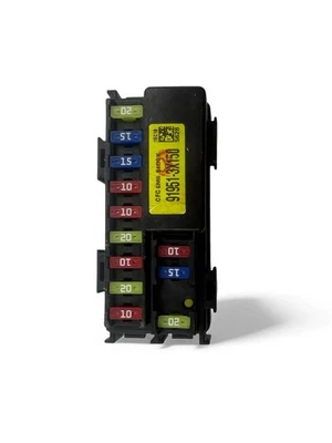 OK1261 KIA  Fuse Box Module 91951-3X150 - Image 1 of 4