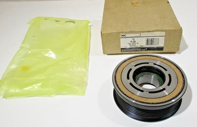 2002-2007 Ford E350 Diesel A/C Compressor Clutch Pulley Motorcraft YB-3064 - Image 1 of 4