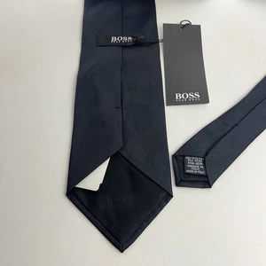 Corbata para hombre BOSS Hugo Boss azul marino seda hecha en Italia ropa formal para el cuello nueva con etiquetas clásica - Imagen 1 de 4