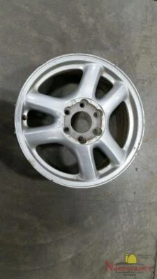 2005 GMC Envoy XL 17" Wheel Rim 17x7, 6 lug, 5" Alum - Image 1 of 4