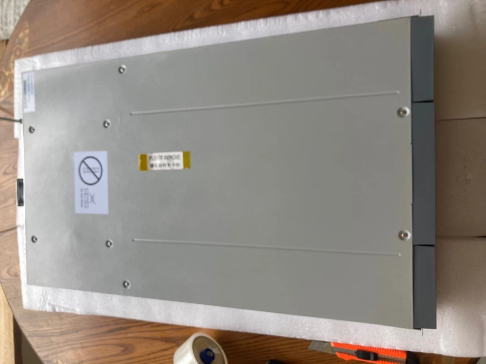 HP MSL2024 Tape Library 407351-001 0-Drive AK379A 2U - Image 1 of 1