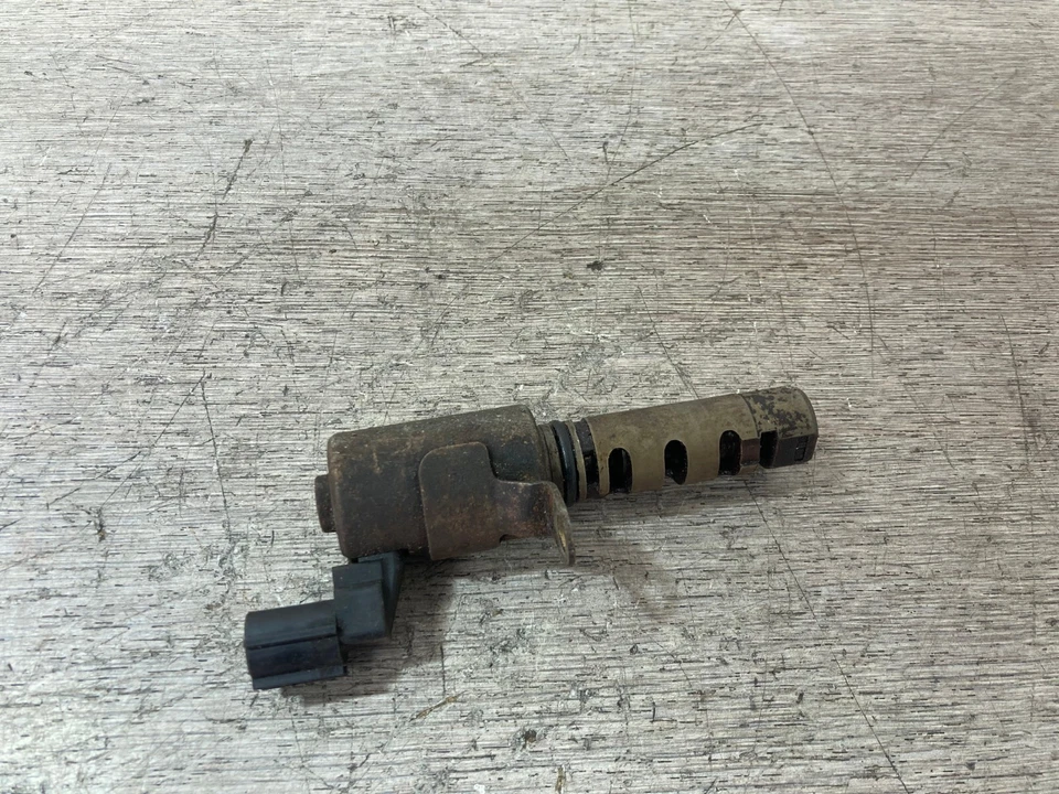 TOYOTA YARIS 1.0 PETROL CAMSHAFT TIMING OIL CONTROL VALVE 229700-0180 — 第 1/3 张图片