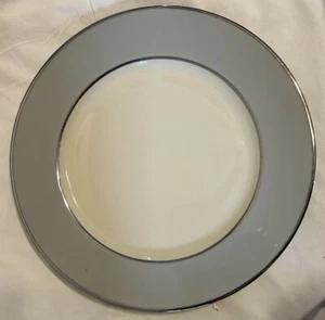 Flintridge Brookmere Rim 10 5/8" Dinner Plates Gray White Platinum Trim USA - Picture 1 of 4