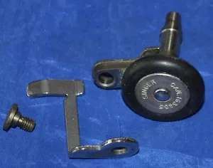 BOBBIN WINDER NEW RUBBER SINGER 714 717 719 724 734 778 1030 CREATIVE TOUCH 1036 - Picture 1 of 3