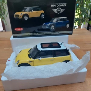 MINI COOPER Yellow Panorama Glasdach raro come nuovo in scatola IMBALLO ORIGINALE 1:18 Kyosho - Foto 1 di 5