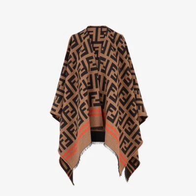 Xale feminino designer luxo Fendi - Imagem 1 de 4