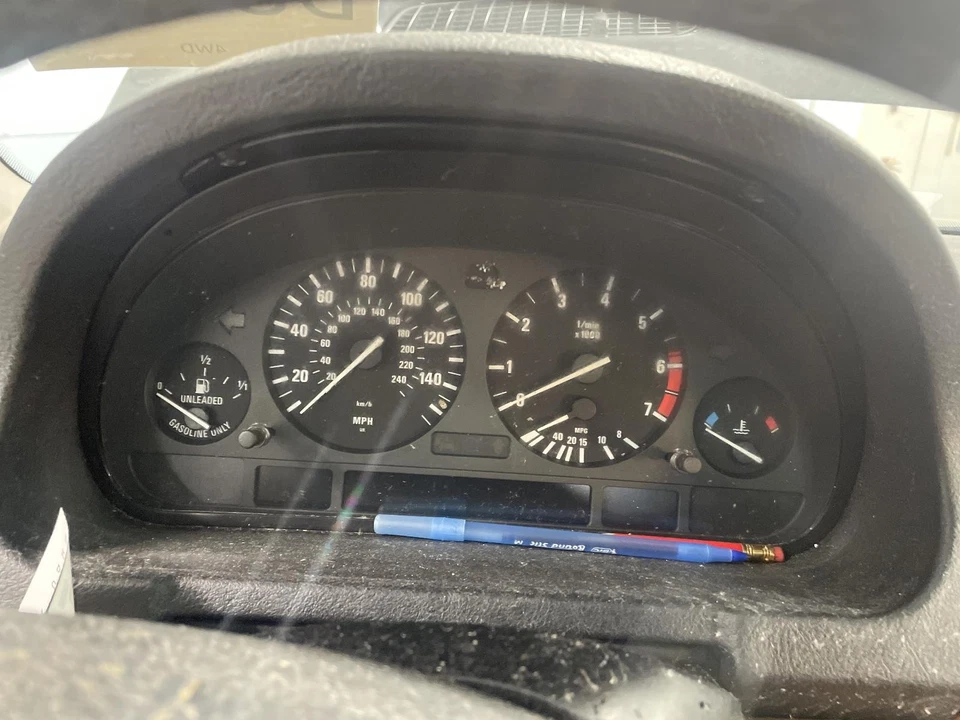 Used Speedometer Gauge fits: 2001 Bmw X5 cluster 4.4L MPH Grade A - Image 1 of 4