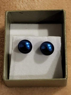 Aretes HONORA 9MM Azul Oscuro Perla Cultivada Plata de Ley 925 NUEVOS EN CAJA Foto 1 de 3
