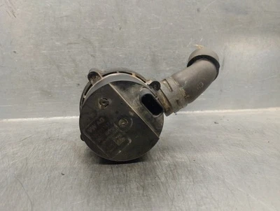 5Q0965567J POMPE À EAU / 5Q0965567J / 4721117 POUR SKODA KAROQ NU 2.0 TDI - Photo 1/4