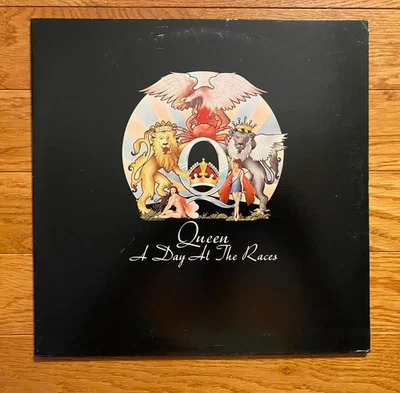 Queen - A Day At the Races LP Elektra 6E-101 1976 Pressing w/ Inner Sleeve - Image 1 of 4