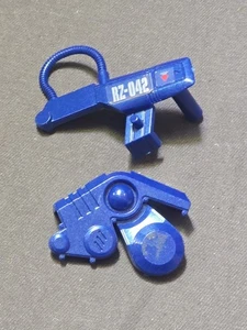 Hasbro Zoids Blue Command Wolf RZ-042 Figure, 1/72 Parts Armor Pieces - Picture 1 of 2