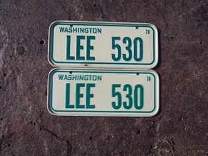 (2) 1978 Washington Wheaties Miniature Cereal Bicycle License Plates LEE-530 - Picture 1 of 4
