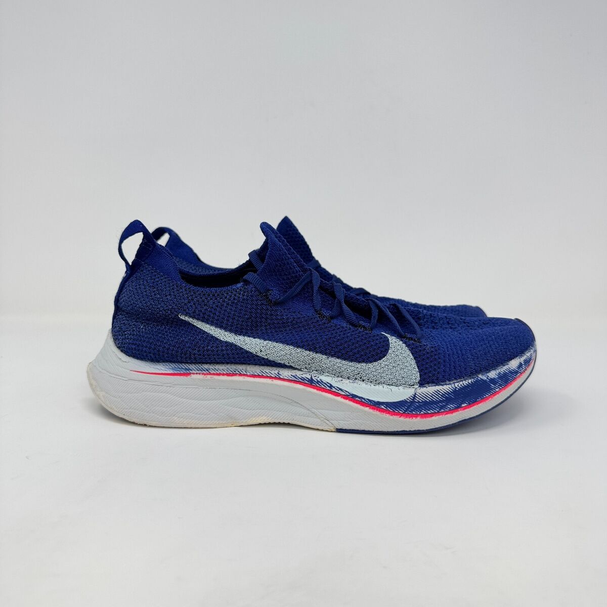 Nike Vaporfly 4% Flyknit Sneakers for Men for Sale Nike Vaporfly 4% Flyknit Sneakers for Men for Sale