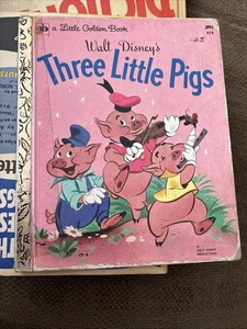 THREE LITTLE PIGS     Little Golden Book Walt Disney  Vintage  Hardback 1973 - Picture 1 of 8