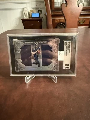 2016 Panini Spectra Rookie Materials Jared Goff #1 Neon Blue 124 /199 (MEM, RC) - Image 1 of 3