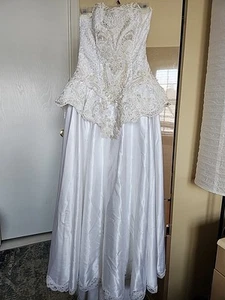 Vestido de novia vintage de víspera de Milady marfil con cuentas encaje corpiño con tren, EE. UU. - Imagen 1 de 19