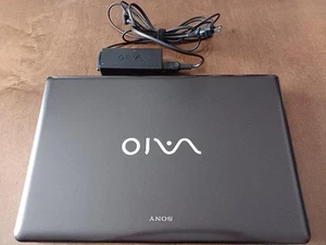 SONY VAIO PCG-71311N Windows 10 pro Intel Core i5 CPU M560 śmieci - Zdjęcie 1 z 7