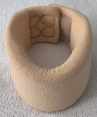 Halskrause - Bild 1 von 3