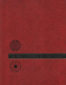 The Encyclopedia of Photography Volume 1 Greystone Press Vintage 1970 Hardcover - Foto 1 di 3