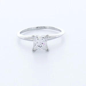 ANILLO SOLITARIO CLÁSICO PLATINO CORTE PRINCESA D/VVS2 DIAMANTE CREADO EN LABORATORIO 1,0 QUILATES - Imagen 1 de 4