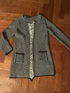 Apanage Gr. 40 Strickjacke schwarz weiß 40% Wolle - Bild 1 von 3
