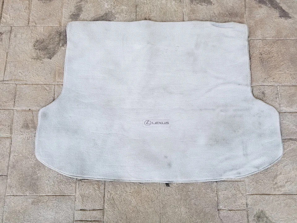 Alfombrilla maletero trasero Lexus RX350 2010-2015 OEM Foto 1 de 1