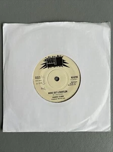 JOHNNIE CLARKE - MOVE OUT THE BABYLON - 1974 HARRY J LABEL - BUNNY LEE ( 3 ) - Picture 1 of 2