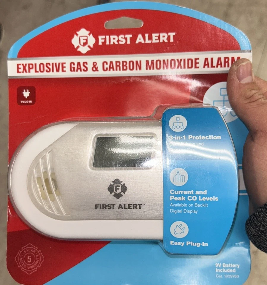 First Alert 1039760 Explosive Gas & Carbon Monoxide Detector - Image 1 of 1