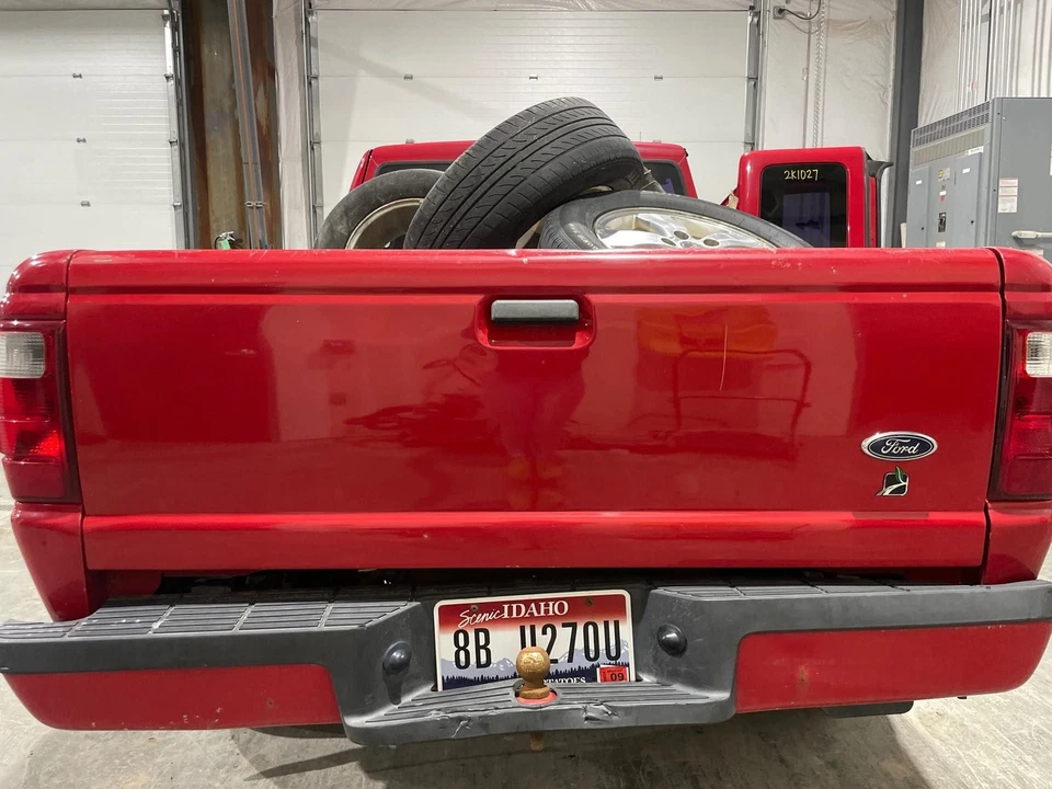 93-05 RANGER Tailgate Styleside Vermillion Solid-PNEGC Foto 1 de 4