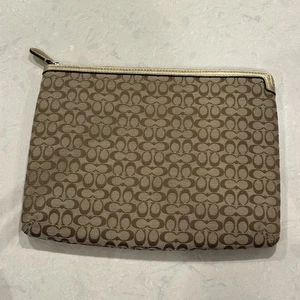 Coach Brown Signature Tablet/ iPad Case Holder Zip 8.5 X 10.5” Padded Pouch Logo - Picture 1 of 4