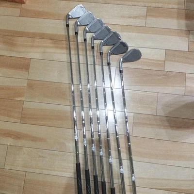 Callaway X HOT Iron Set Flex S 7 Pieces Used Right Handed F/S #40 - Image 1 of 4