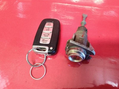 14-16 Hyundai Genesis cupé arranque a presión llavero inteligente símbolo Hyundai Foto 1 de 4