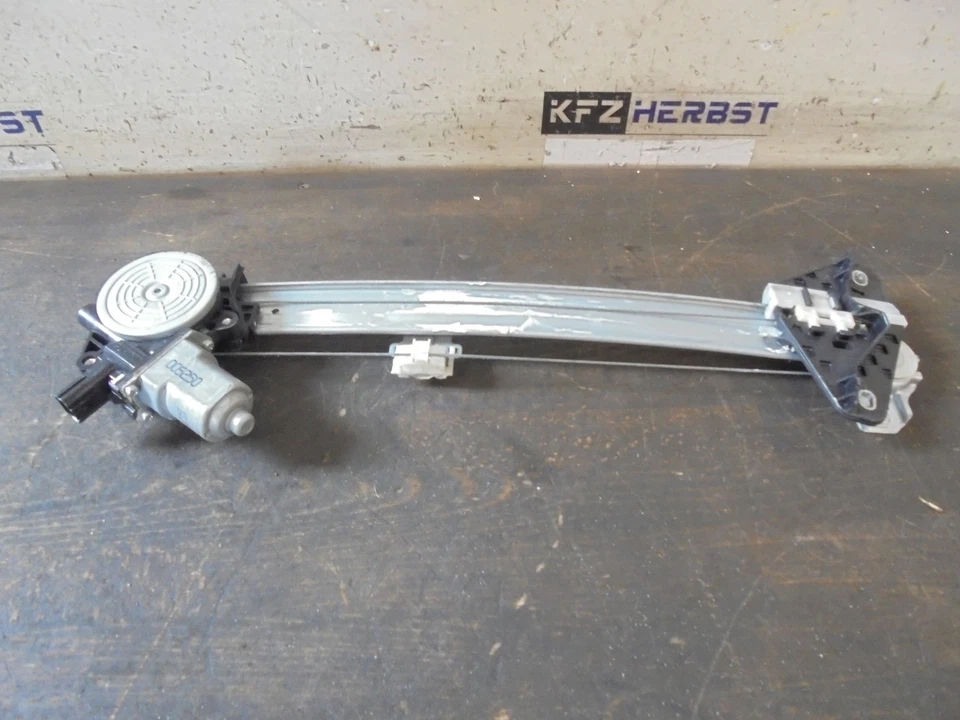 Vitres électriques arrière droite Honda CR-V III  2.0i 110kW R20A2 160143 - Photo 1/1