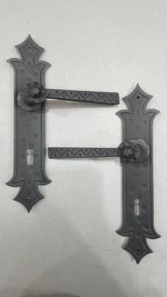 maniglia con placca in ferro battuto Galbusera serie 501 - Immagine 1 di 1