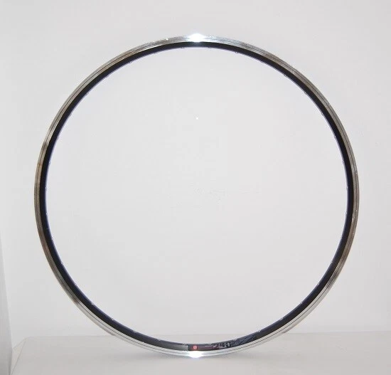 geöste Hohlkammerfelge schwarz 28 Zoll MACH1 36 Loch (622x19C) Franz. Ventil - Bild 1 von 3