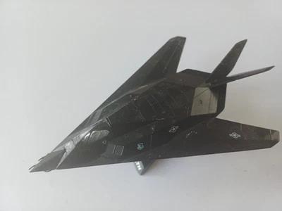 Postage Stamp Model Power Lockheed F117 Nighthawk Stealth USAF 1:150 - Image 1 of 3