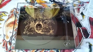 Rega Turntable QUEEN Limited Edition NR. 0741/2000 - Imagen 1 de 9