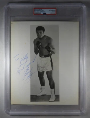 Muhammad Ali - Photograph Signed - In Fine Condition - Inside PSA/DNA Holder - Image 1 of 3