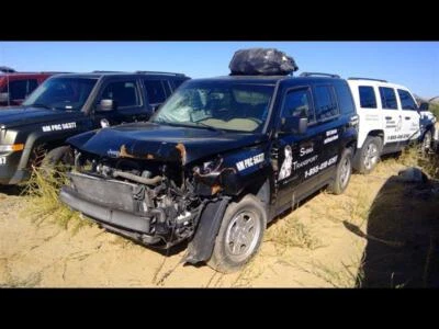 Pinza de freno de disco delantera derecha usada se adapta a: Jeep Patriot 2016 delantera derecha gr Foto 1 de 4