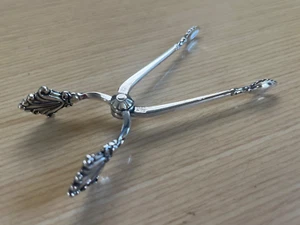Georg Jensen Acanthus Sterling Silver Sugar Tongs Nips 4 1/8" No Monogram - Picture 1 of 5