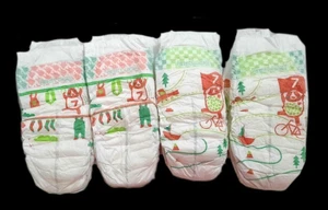 LOT OF FOUR (4) SAMPLES RARE VINTAGE SIZE 7 PARENT'S CHOICE DIAPERS - Picture 1 of 1