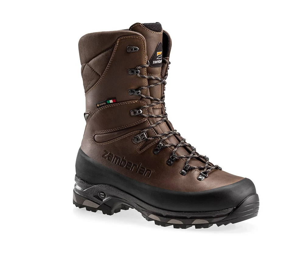 Zamberlan 1005 Hunter Pro GTX® RR Wide Last Waterproof Hunting High Boots - Image 1 of 3