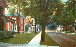STREET SCENE, GLOVERSVILLE, NEW YORK, VINTAGE POSTCARD (SV 424) - Picture 1 of 2