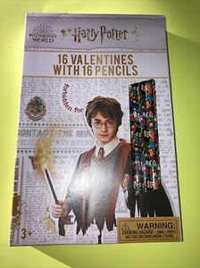 HARRY POTTER Wizarding World Valentines + 16 Pencils New - Picture 1 of 3