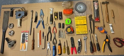 Large Mixed Hand Tool Lot - Pliers, screwdrivers, Puck Locks, Utility Tools - Image 1 of 4
