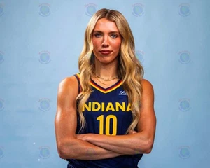 8x10 Photo LEXIE HULL Indiana Fever WNBA Basketball Stanford Cardinal - Picture 1 of 1