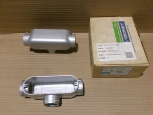 New Lot of 2 O-Z/Gedney T-125A-TW 1 1/4" T Set-Screw Conduit Bodies AK - Picture 1 of 3